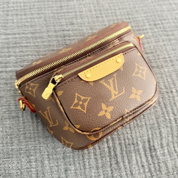 Louis Vuitton Handbags - Louis Vuitton Mini Bum Bag (No straps)